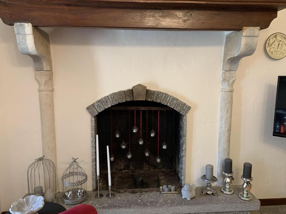 Sogni Nel Castello Apartment Crevoladossola Luaran gambar